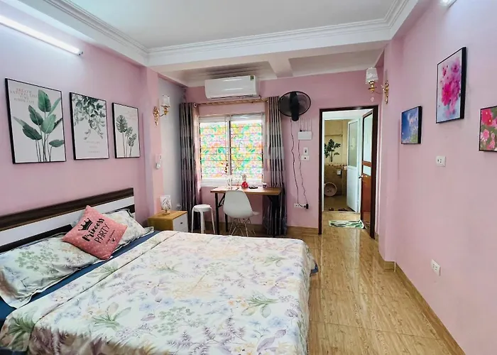 Can Studio Mau Hong